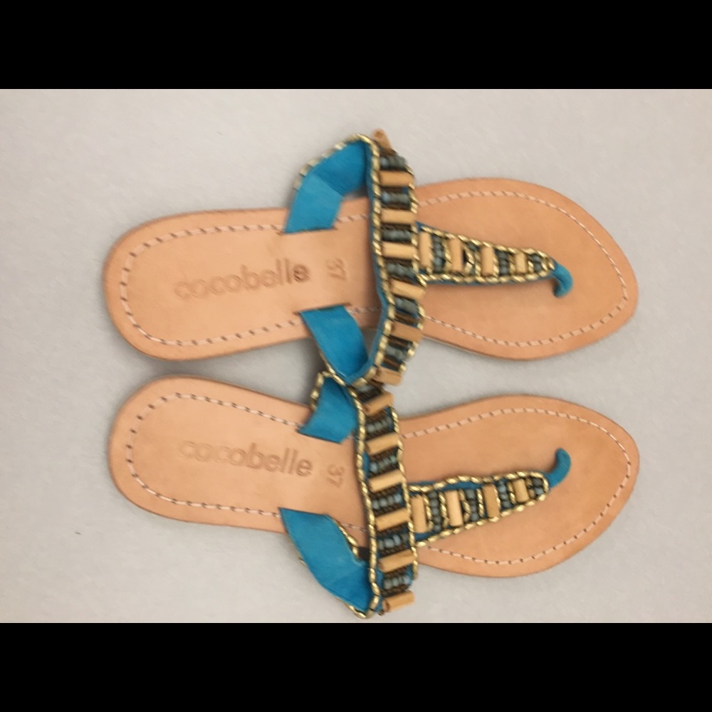 Coco belle flip flap size37 it like 7 USA